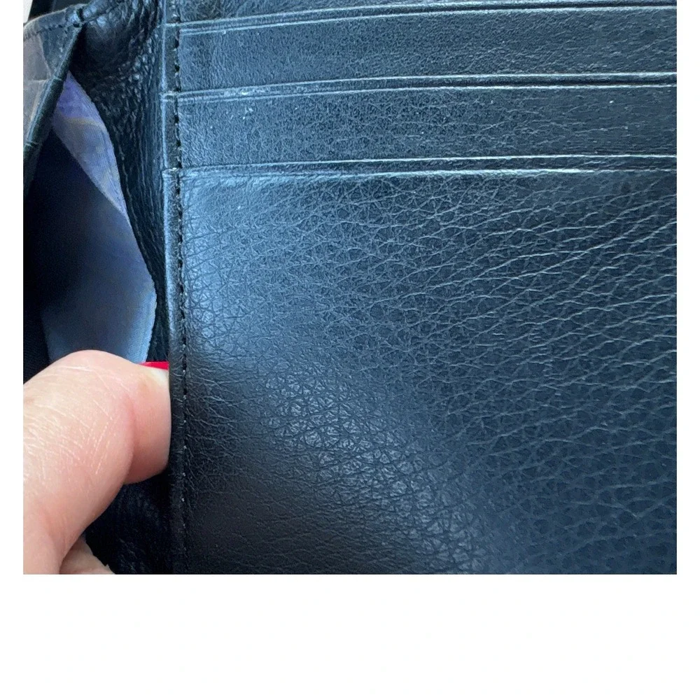 Robert Graham Mens Black Leather Trifold Wallet Blue Paisley Lining Stitching